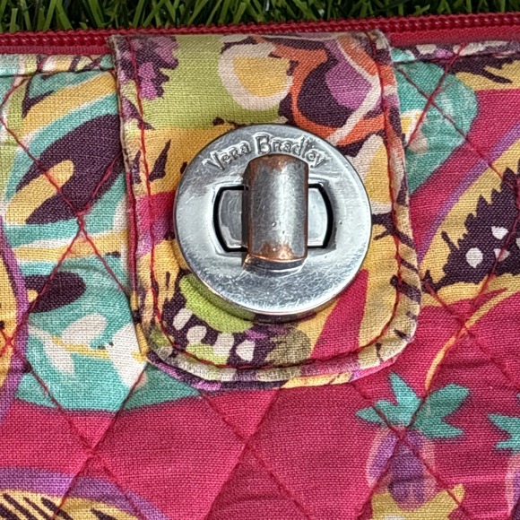 Vera Bradley Quilted Zip Around Wallet Red Multicolor Floral Cotton - Picture 2 of 12